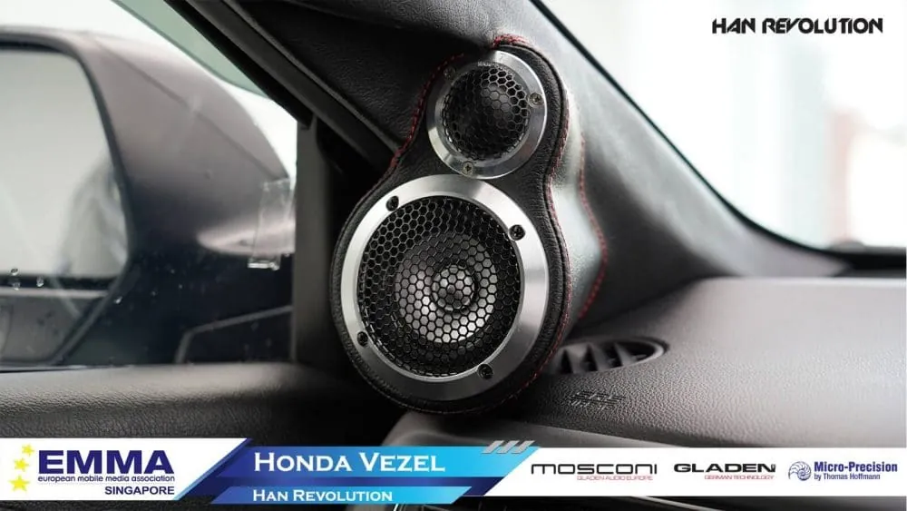 Custom A-pillar tweeter pod fitted to a Honda Vezel by Han Revolution